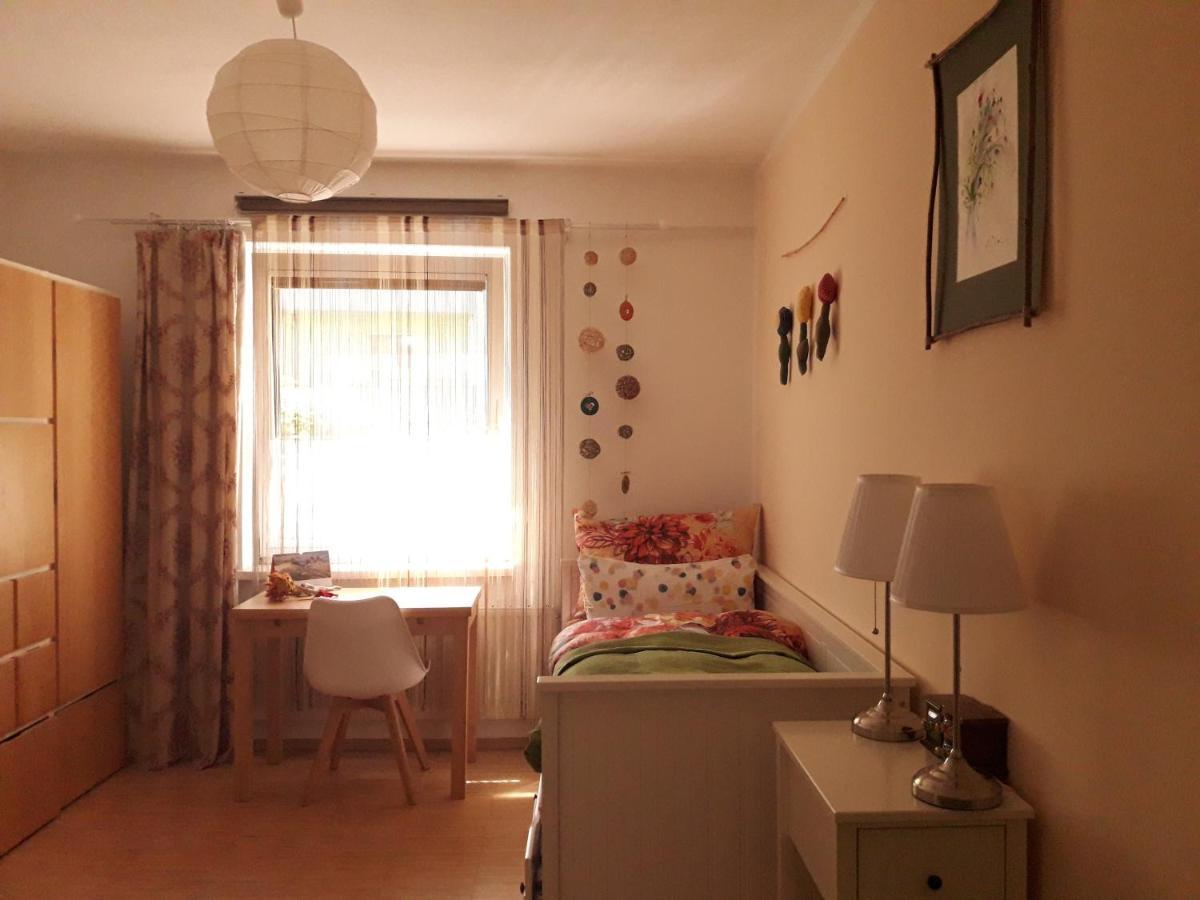 Traumapartment Poestlingberg, Reservierter Parkplatz, 4 Schlafzimmer Linz Bagian luar foto